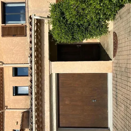 House Nartelles L Bbq & Pool L Shellter Casa de Férias