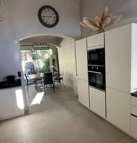 House Nartelles L Bbq & Pool L Shellter Casa de Férias *