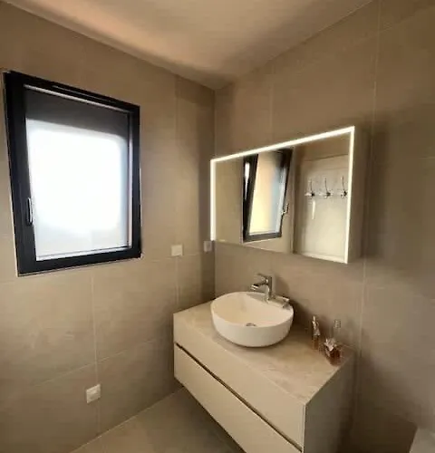 House Nartelles L Bbq & Pool L Shellter