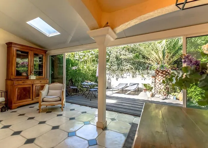 House Nartelles L Bbq & Pool L Shellter 別荘 *